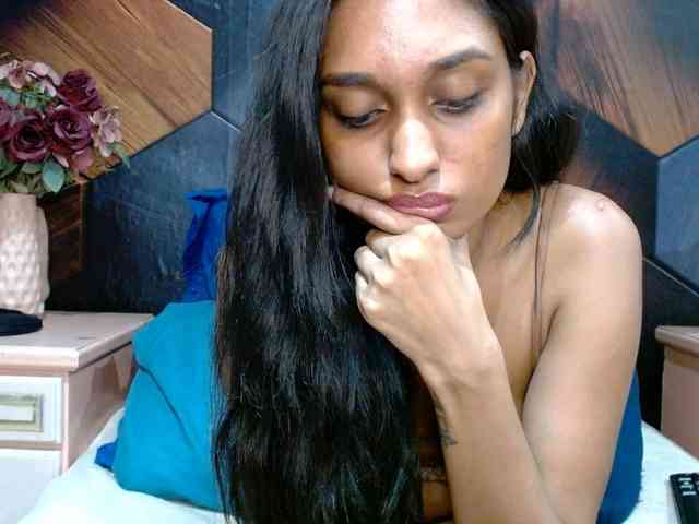 LusciousIndian webcam