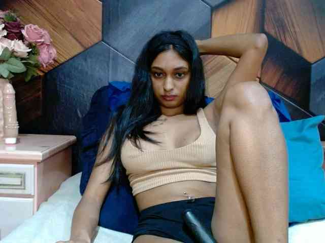 LusciousIndian webcam