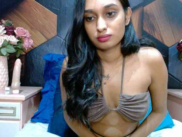 LusciousIndian webcam