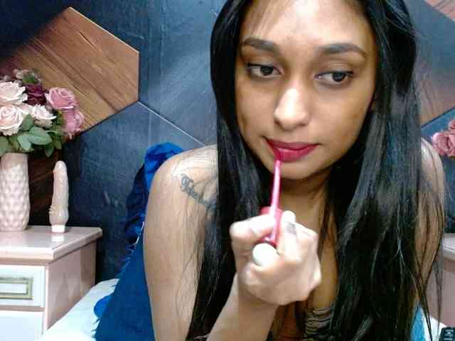 LusciousIndian webcam