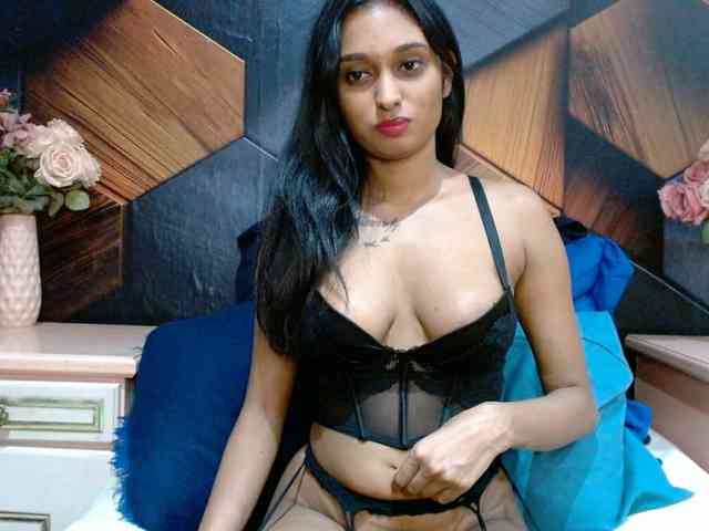 LusciousIndian webcam