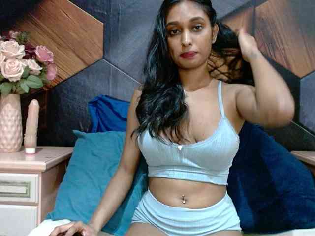 LusciousIndian webcam