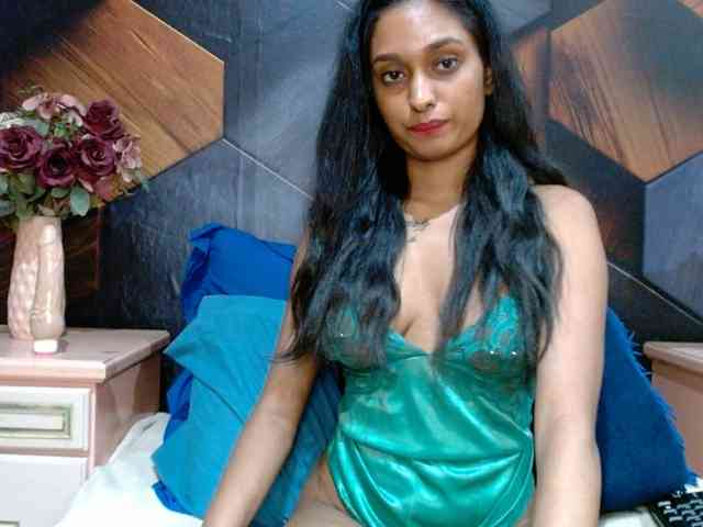 LusciousIndian webcam