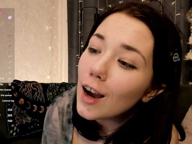 Kelly-foox's BongaCams show and profile