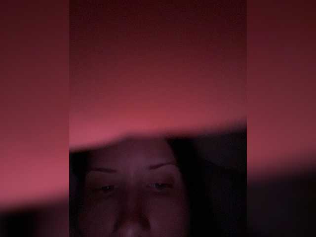 LUXUKISSKA's BongaCams show and profile