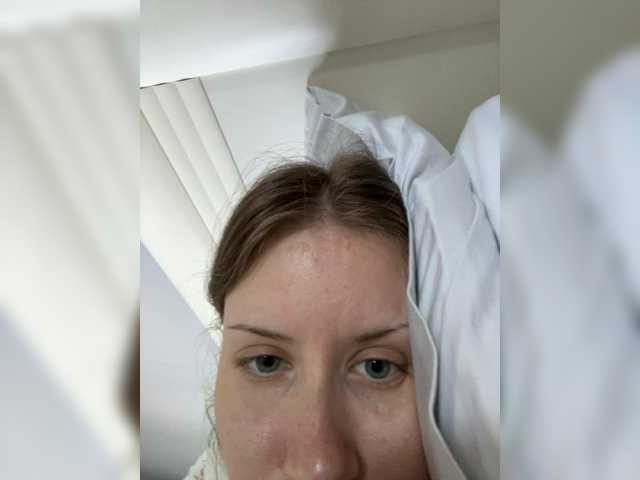 LUXUKISSKA's BongaCams show and profile