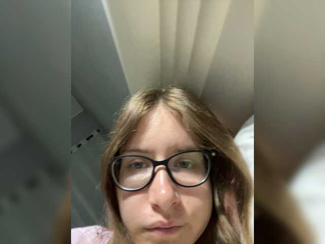 Luxukisska live cam on BongaCams