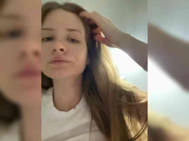 Luxukisska Live Webcam on BongaCams