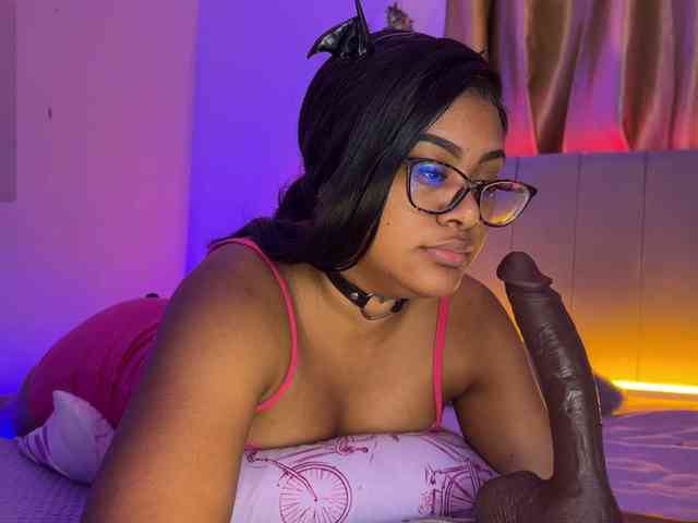 EvonyVegaa webcam