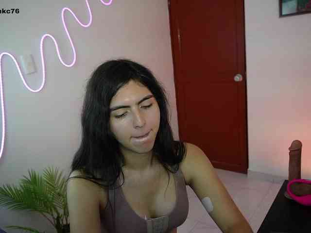 samymelo Sex Cam Show