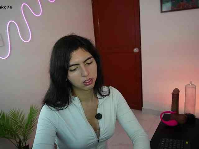 samymelo Sex Cam Show