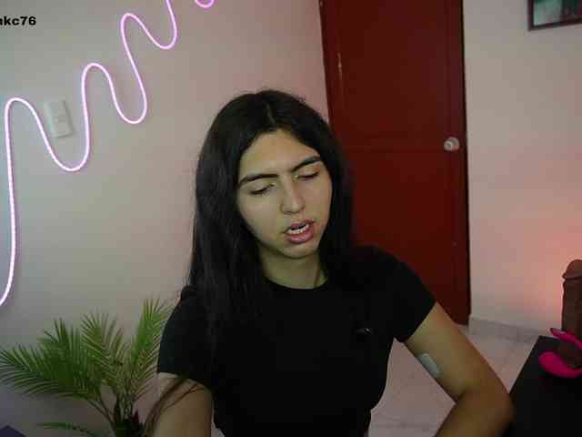 samymelo Sex Cam Show