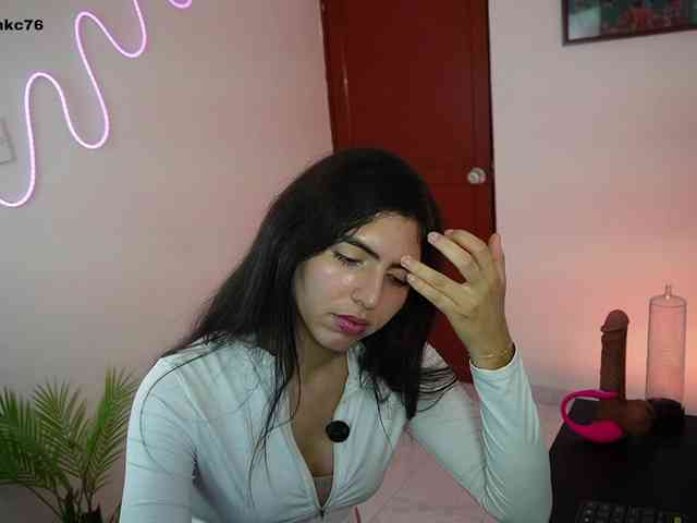 samymelo Sex Cam Show