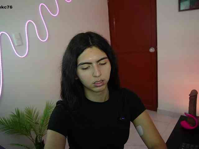 samymelo Sex Cam Show