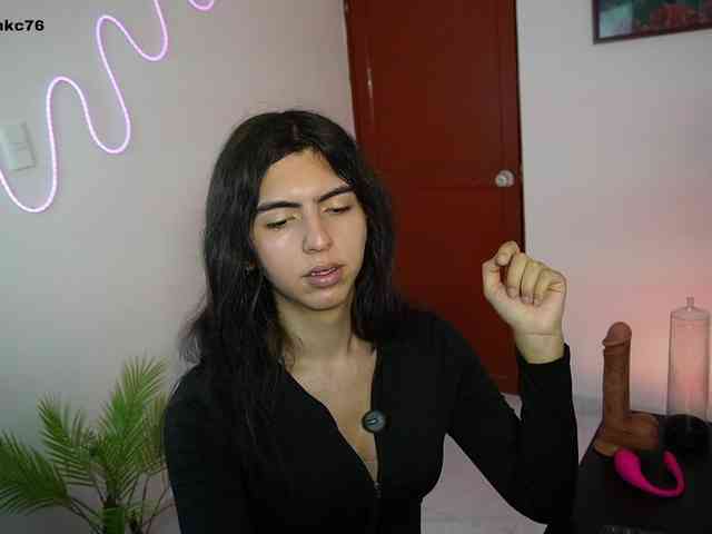 samymelo Sex Cam Show