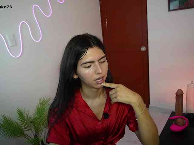 samymelo Sex Cam Show