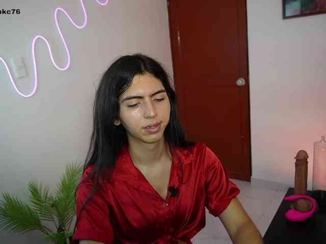 samymelo Live Webcam on BongaCams