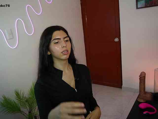 samymelo Sex Cam Show