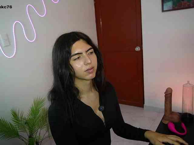 samymelo Sex Cam Show