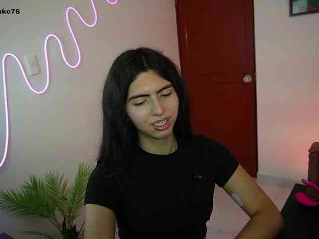 samymelo Sex Cam Show