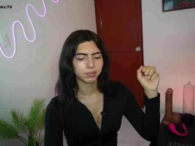 samymelo Sex Cam Show