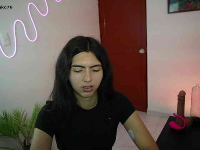 samymelo Sex Cam Show