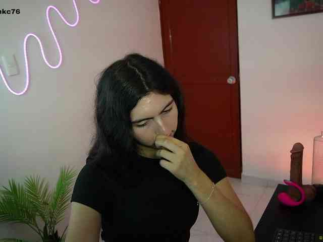 samymelo Sex Cam Show