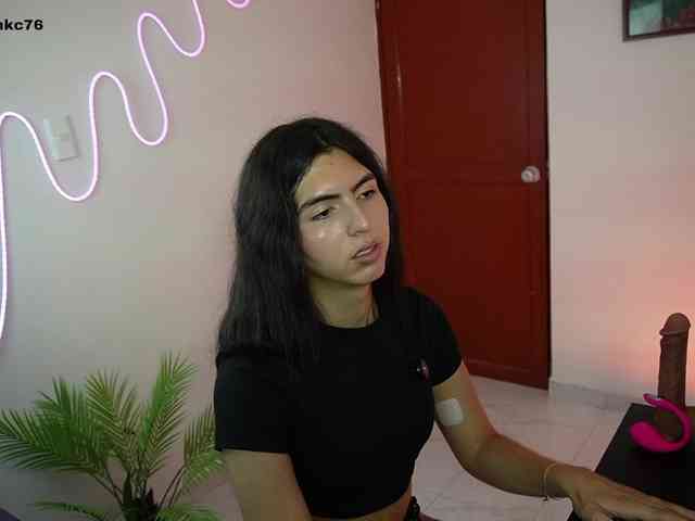samymelo Sex Cam Show