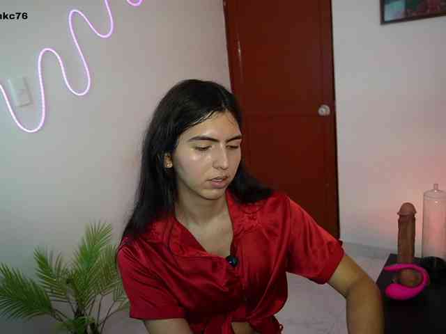 samymelo Sex Cam Show