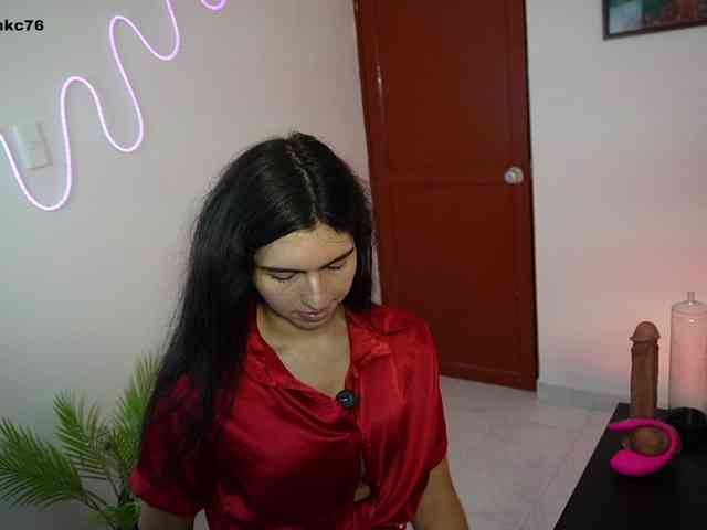 samymelo Sex Cam Show