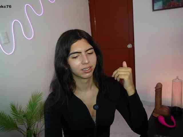 samymelo Sex Cam Show