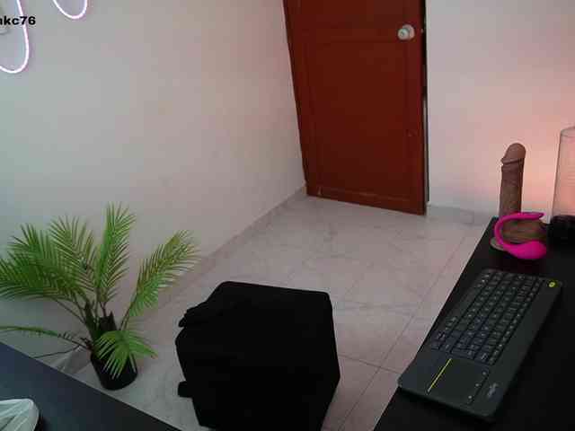 samymelo Sex Cam Show