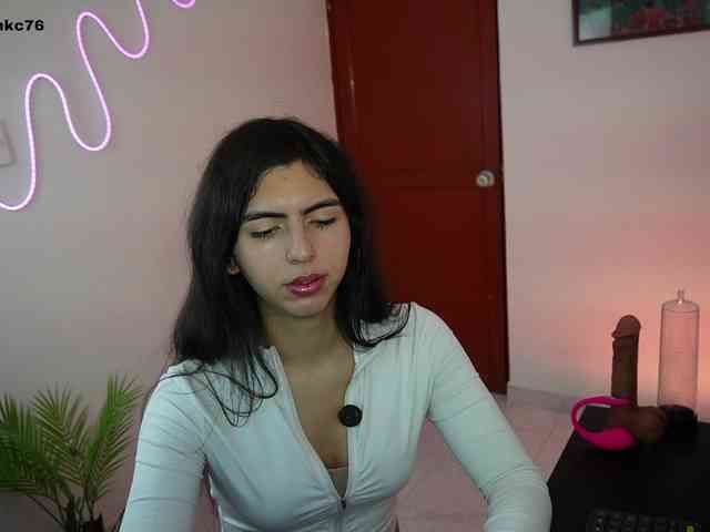 samymelo Sex Cam Show
