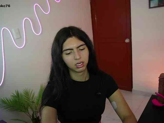 samymelo Sex Cam Show