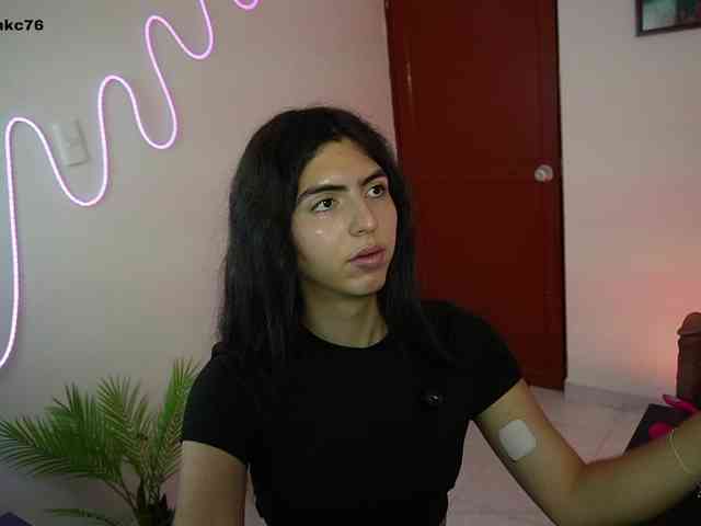 samymelo Sex Cam Show