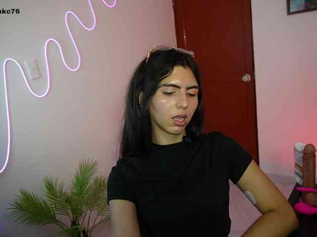 samymelo Sex Cam Show