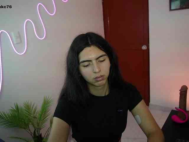samymelo Sex Cam Show