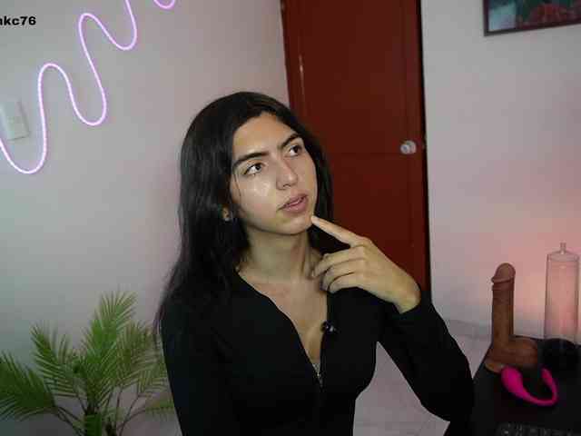 samymelo Sex Cam Show