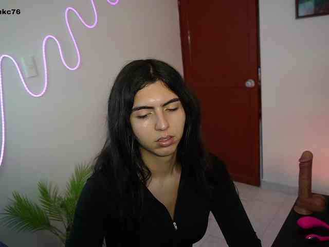 samymelo Sex Cam Show