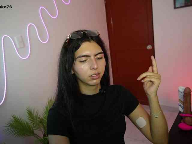samymelo Sex Cam Show