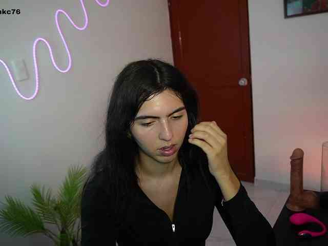 samymelo Sex Cam Show