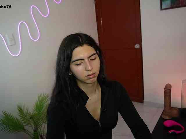 samymelo Sex Cam Show