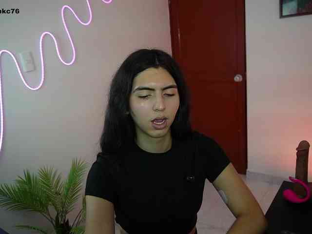 samymelo Sex Cam Show