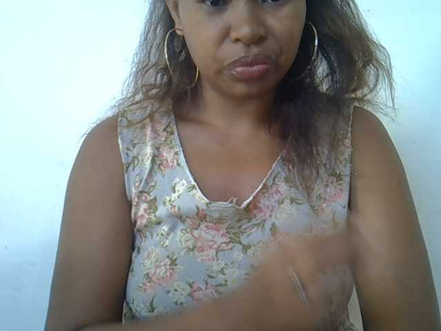 Muluna live cam on BongaCams