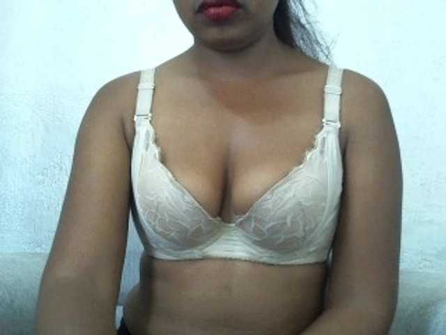Muluna live cam on BongaCams
