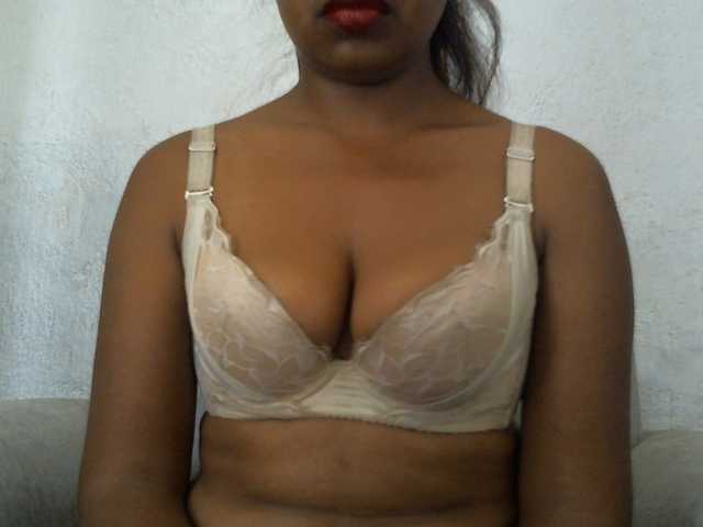 Muluna live webcam show