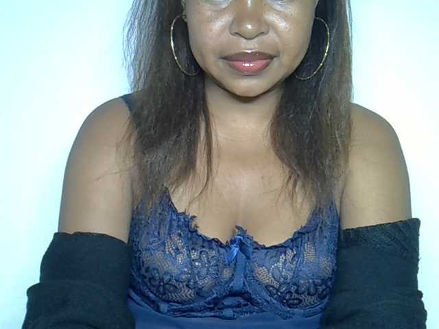 Muluna live cam preview