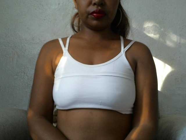 Muluna live webcam show