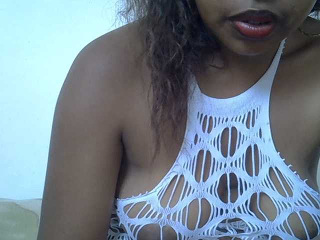 Muluna live cam preview