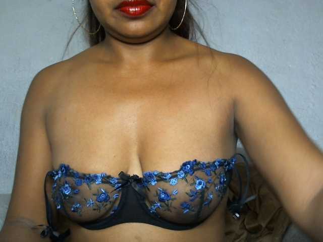 Muluna live webcam show